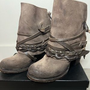 Freebird boots booties distressed look size 8 leather
